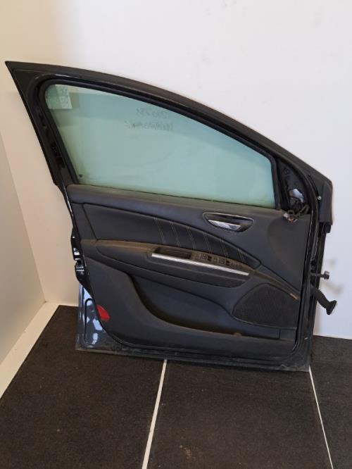 Image Porte avant gauche - LANCIA DELTA 3
