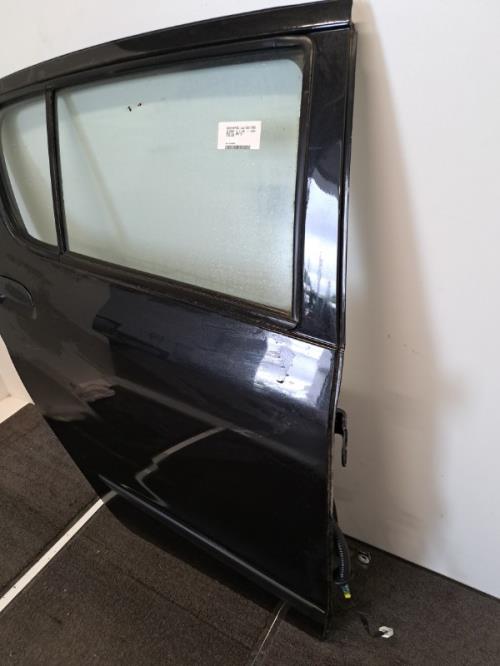 Image Porte arriere droit - DAIHATSU CUORE 3