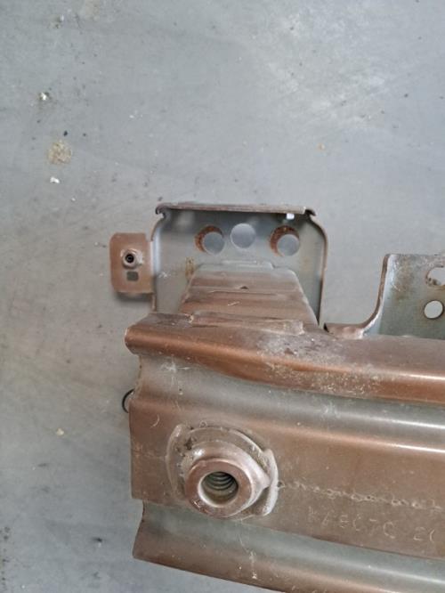 Image Renfort pare choc avant (traverse) - FORD B-MAX
