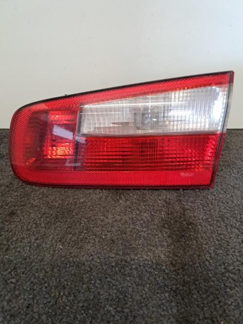 Image Feu arriere secondaire droit (feux) - RENAULT LAGUNA 2