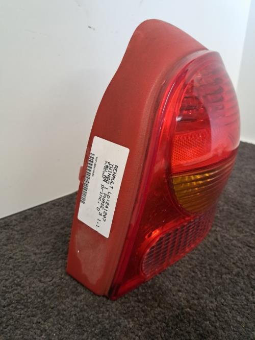 Image Feu arriere principal droit (feux) - RENAULT TWINGO 1