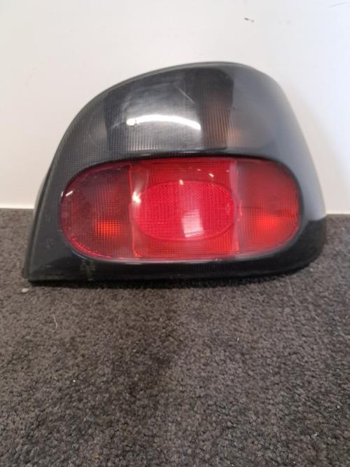 Image Feu arriere principal droit (feux) - RENAULT MEGANE 1