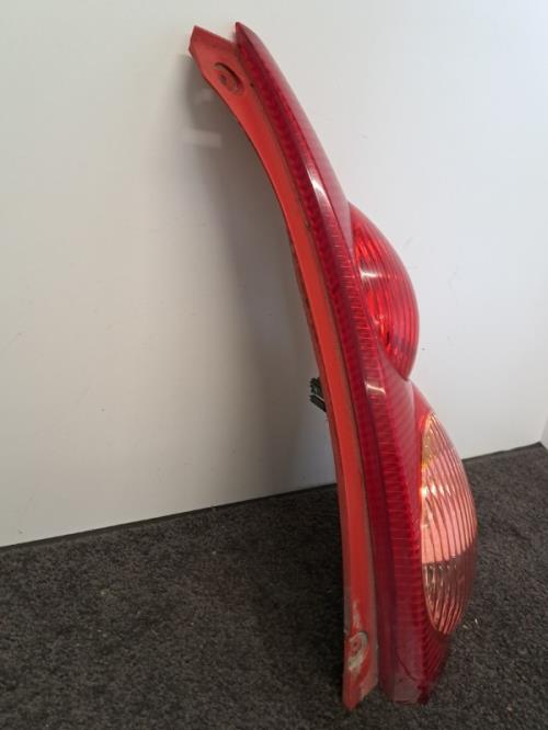 Image Feu arriere principal droit (feux) - PEUGEOT 107