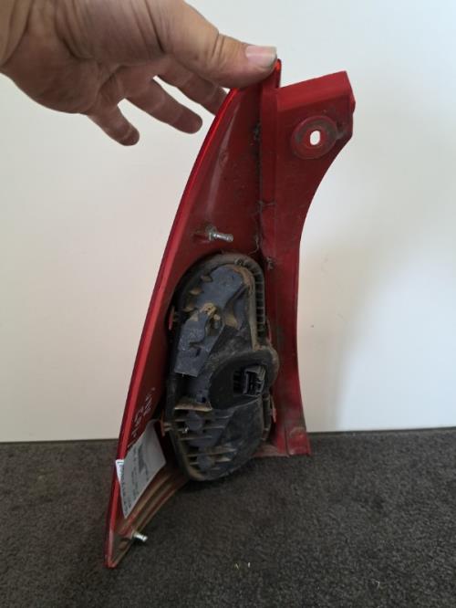 Image Feu arriere principal droit (feux) - PEUGEOT 107