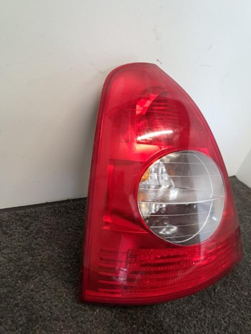 Image Feu arriere principal gauche (feux) - RENAULT CLIO 2