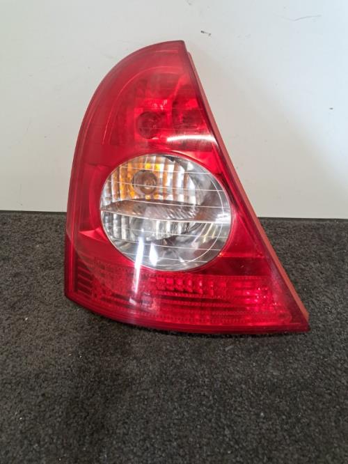 Image Feu arriere principal gauche (feux) - RENAULT CLIO 2