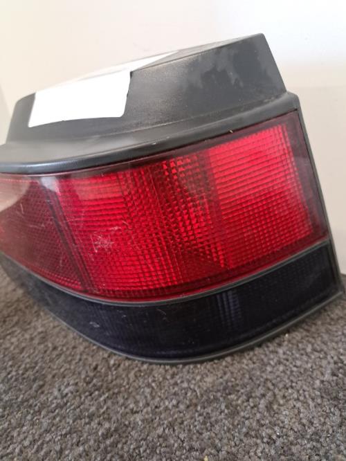Image Feu arriere principal droit (feux) - RENAULT CLIO 1