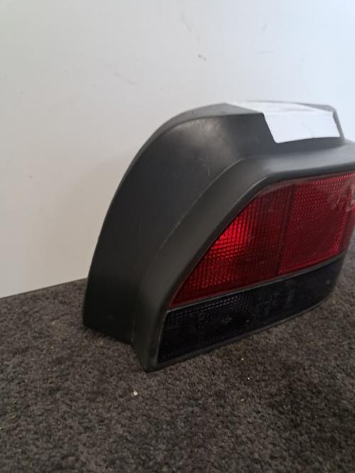 Image Feu arriere principal droit (feux) - RENAULT CLIO 1