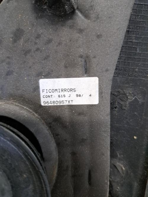 Image Retroviseur droit - PEUGEOT 407