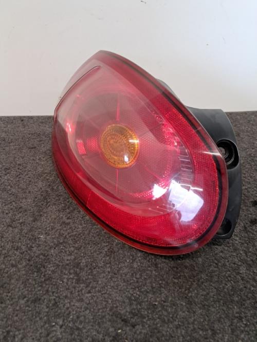 Image Feu arriere principal gauche (feux) - FIAT BRAVO 2