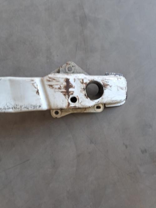 Image Renfort pare choc avant (traverse) - OPEL MOVANO A
