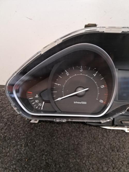 Image Compteur - PEUGEOT 208 1