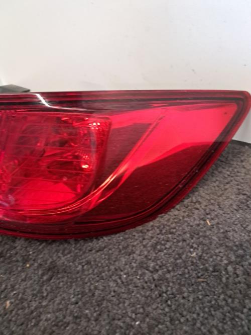 Image Feu arriere principal droit (feux) - RENAULT CLIO 4