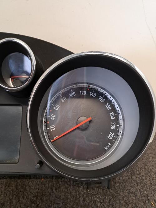 Image Compteur - OPEL INSIGNIA 1