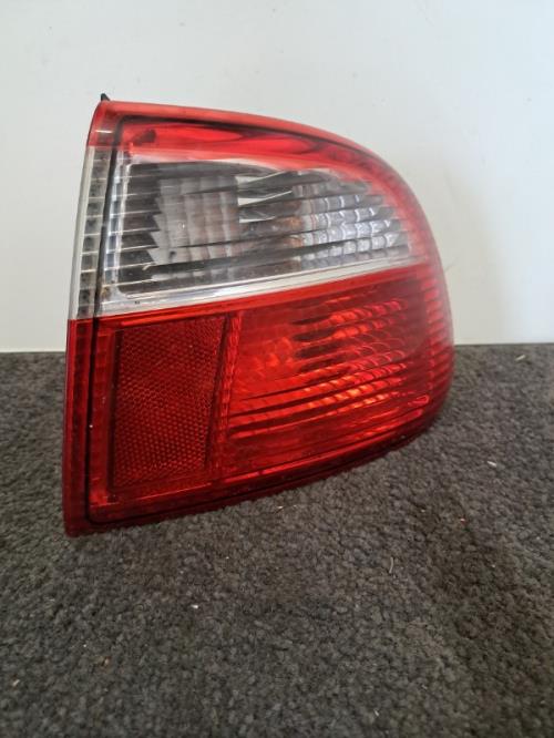Image Feu arriere principal droit (feux) - SEAT TOLEDO 2