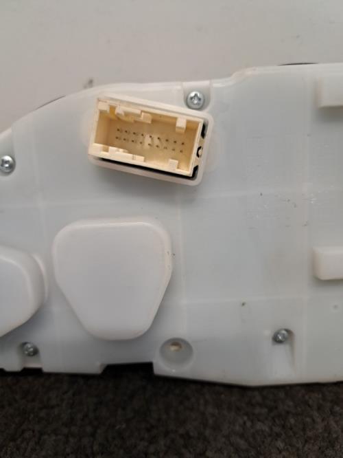 Image Compteur - PEUGEOT 208 1