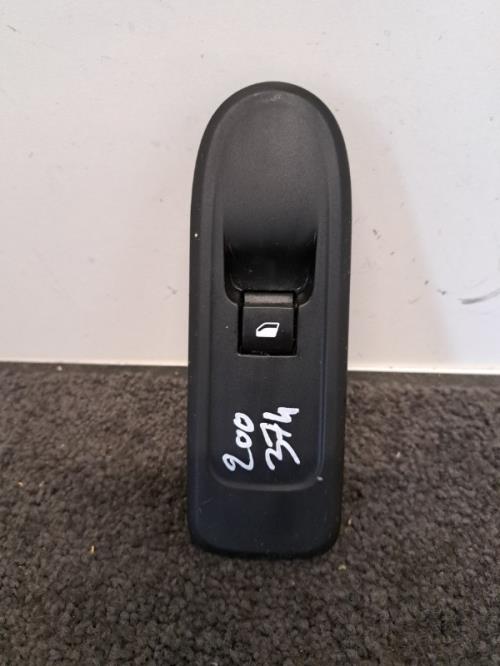 Image Interrupteur de leve vitre avant droit - CITROEN C3 II