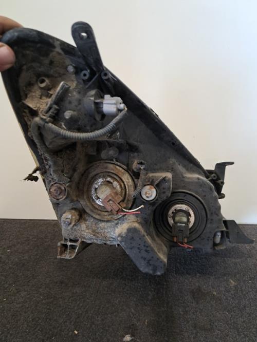 Image Optique avant principal gauche (feux)(phare) - TOYOTA COROLLA VERSO 2