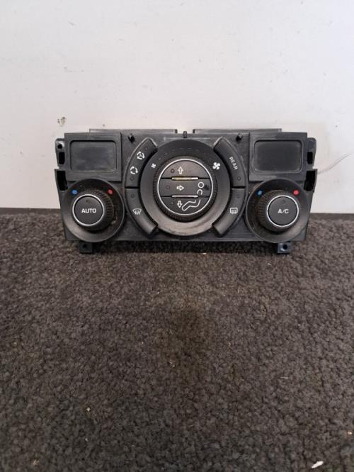 Image Commande chauffage - PEUGEOT 5008 1