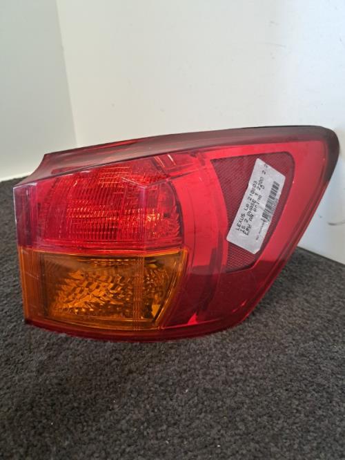 Image Feu arriere principal droit (feux) - LEXUS IS 2