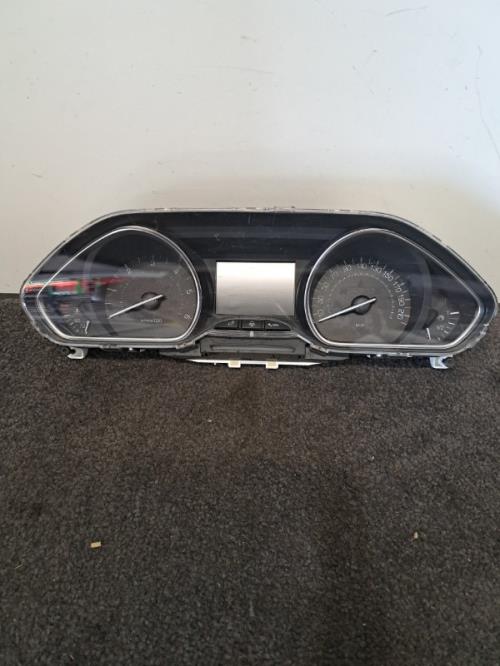 Image Compteur - PEUGEOT 2008 1