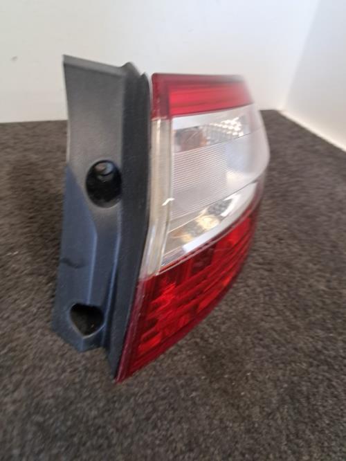 Image Feu arriere principal droit (feux) - RENAULT FLUENCE