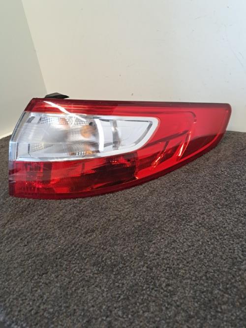 Image Feu arriere principal droit (feux) - RENAULT FLUENCE