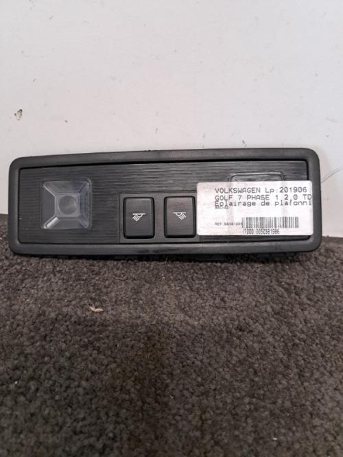 Image Eclairage de plafonnier - VOLKSWAGEN GOLF 7