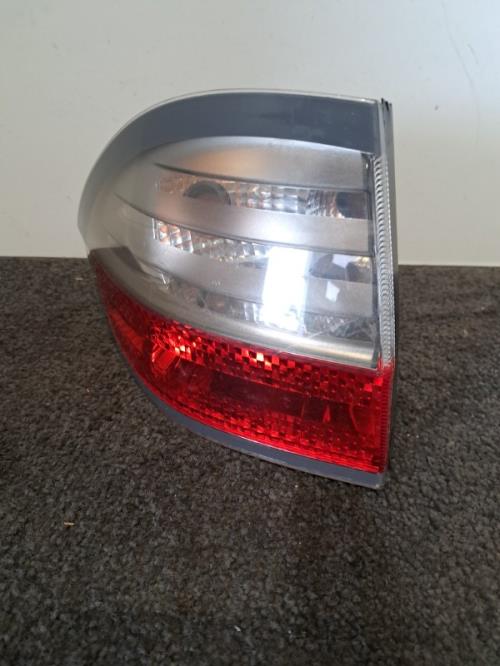 Image Feu arriere principal gauche (feux) - FORD S-MAX 1