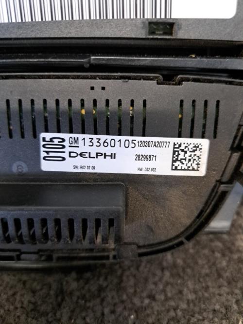 Image Commande chauffage - OPEL ASTRA J