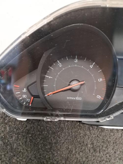 Image Compteur - PEUGEOT 208 1
