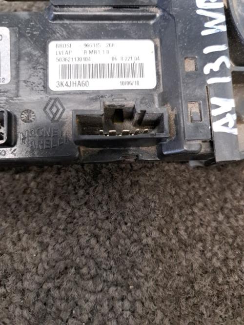 Image Moteur leve vitre avant gauche - RENAULT MEGANE 3