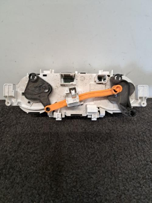 Image Commande chauffage - PEUGEOT 2008 1