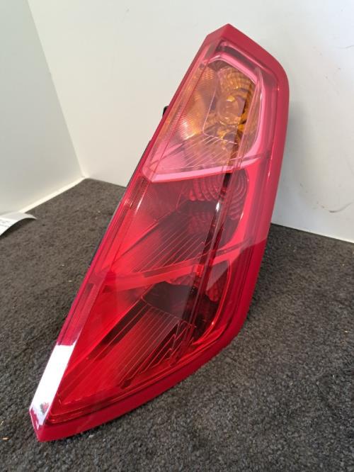 Image Feu arriere principal droit (feux) - FIAT GRANDE PUNTO