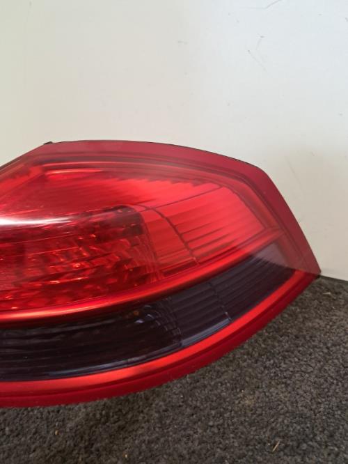 Image Feu arriere principal droit (feux) - RENAULT VEL SATIS