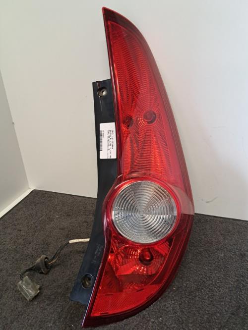 Image Feu arriere principal droit (feux) - OPEL AGILA A