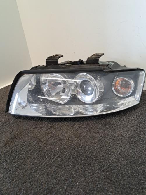 Image Optique avant principal gauche (feux)(phare) - AUDI A4 2