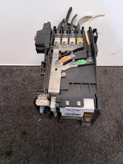 Image Porte fusible - PEUGEOT 308 1 SW