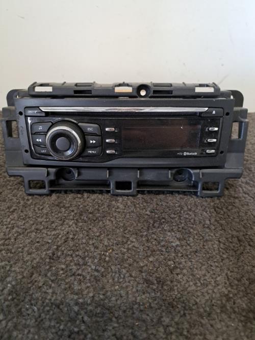 Image Autoradio d'origine - PEUGEOT 208 1