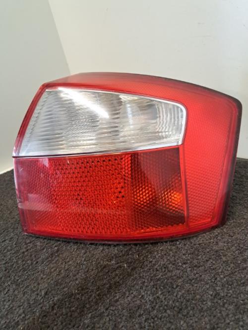 Image Feu arriere principal droit (feux) - AUDI A4 2