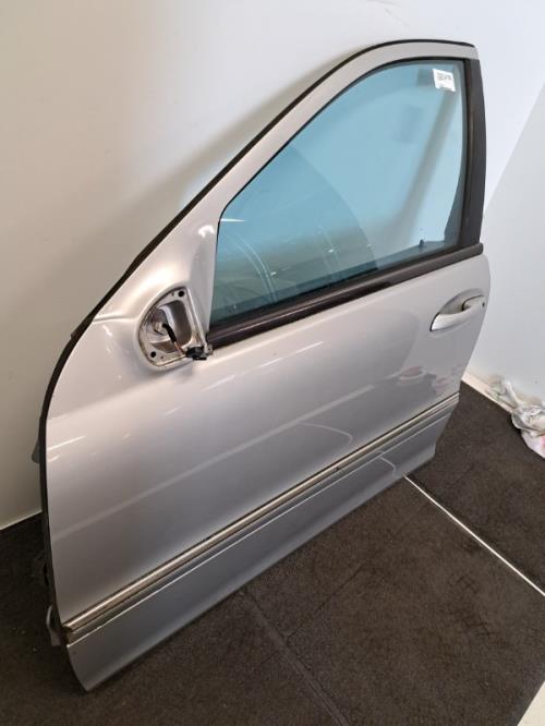 Image Porte avant gauche - MERCEDES CLASSE C 203