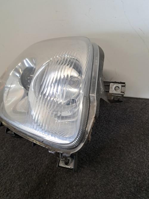 Image Optique avant principal droit (feux)(phare) - RENAULT CLIO 2