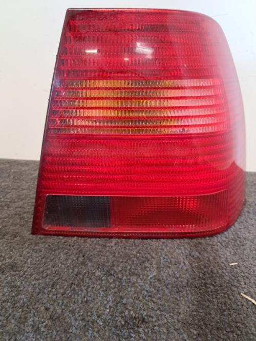Image Feu arriere principal droit (feux) - VOLKSWAGEN BORA