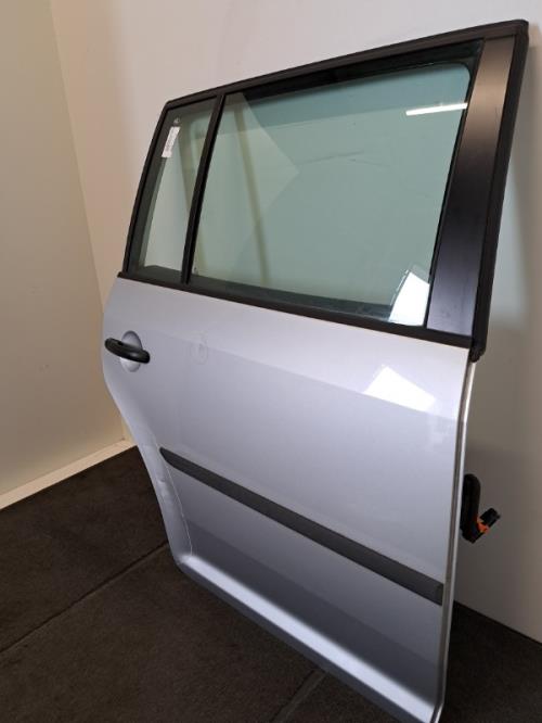 Image Porte arriere droit - VOLKSWAGEN TOURAN 2