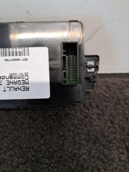 Image Commande chauffage - RENAULT MEGANE 3