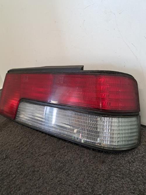 Image Feu arriere principal droit (feux) - PEUGEOT 405