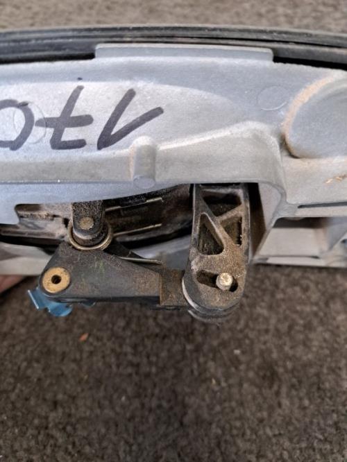 Image Poignee porte avant droit - RENAULT TRAFIC 2