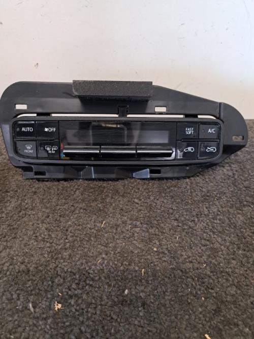 Image Commande chauffage - TOYOTA AURIS 2
