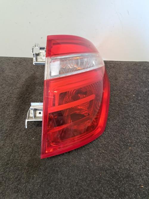Image Feu arriere principal droit (feux) - CITROEN C4 GRAND PICASSO 1