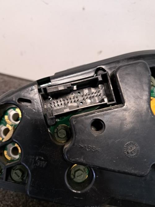 Image Compteur - MERCEDES CLASSE E 210